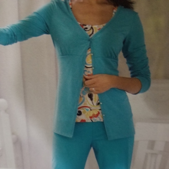 Weekenders joy collection empire cardigan in white or black - Picture 6 of 7